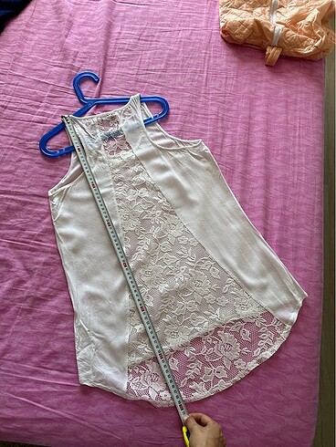 Beyaz arkası dantelli bluz - Görsel 9