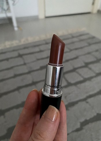 MAC Bej Parlak Ruj Lıke I was saying - Görsel 6