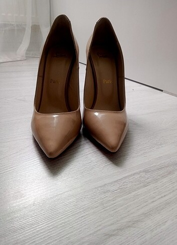 39 Beden Stiletto 