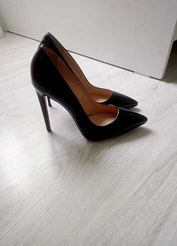 Diğer Stiletto