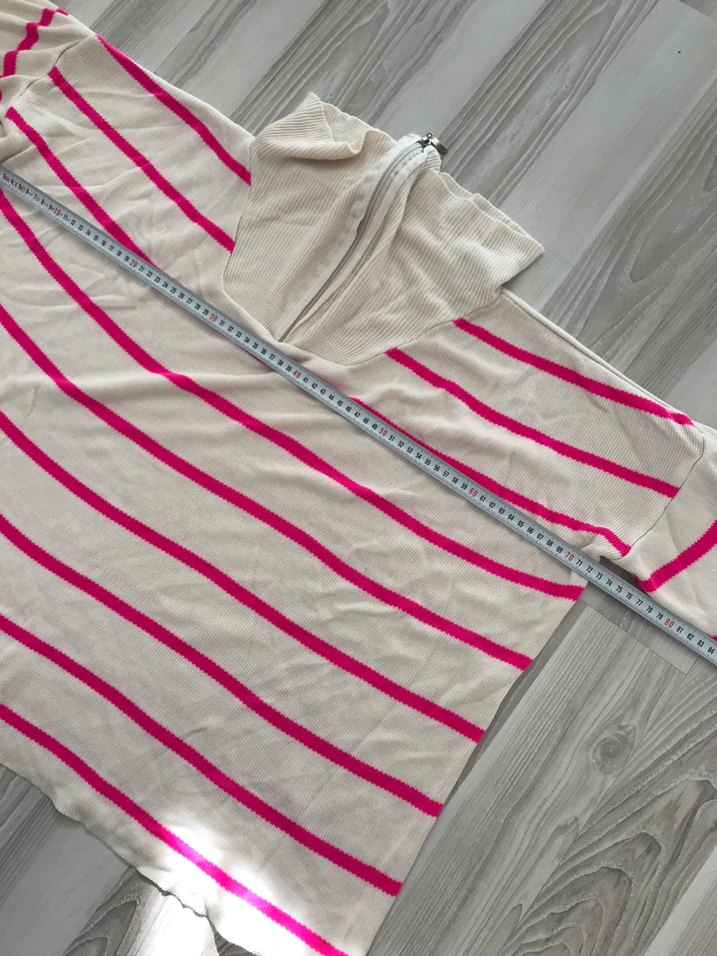 Kadın Pembe Çizgili Kısa Kollu Triko boy 66 cm - Görsel 3