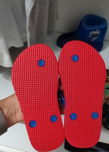 29 Beden Renkli Baskılı Erkek Çocuk Terliği