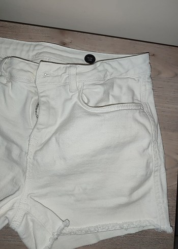 Diğer Kadın Beyaz Mini Denim Şort