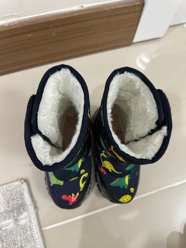 Erkek Çocuk Çok Renkli Kaydırmaz Bot - Görsel 4