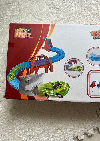 Renkli Oyuncak Araba ve Yarış Parkuru Seti - Görsel 2