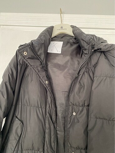 Kadriye Baştürk şişme mont - Görsel 2