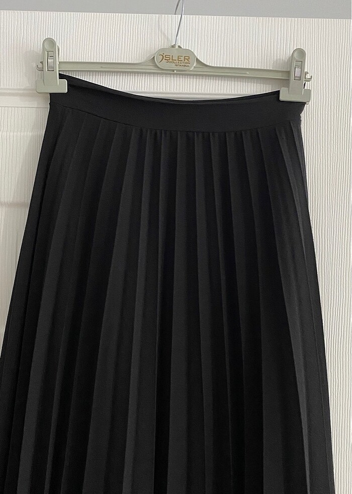 Pileli siyah etek - Görsel 2