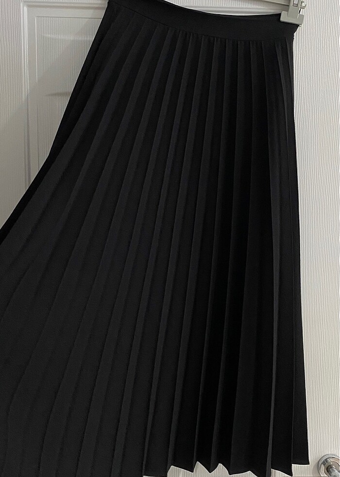 Pileli siyah etek - Görsel 3