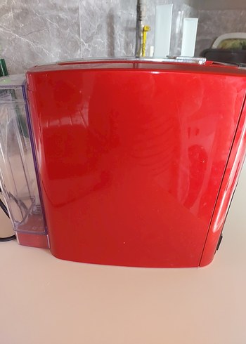 Koyu Kırmızı Saeco Kahve Makinesi - Görsel 4