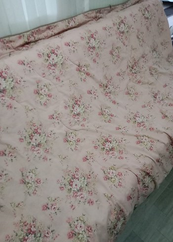 Pembe Çiçek Desenli Yatak Örtüsü yorgan - Görsel 4