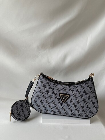 Guess Mini Cüzdanlı Kol Çantası
