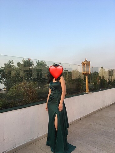 38 Beden Zümrüt yesili abiye elbise