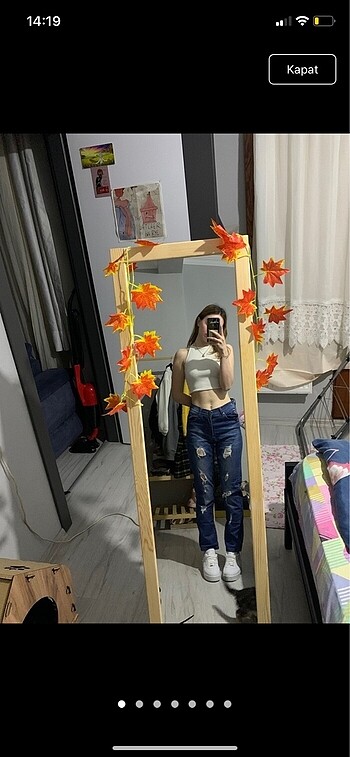 Yırtık detaylı pantolon