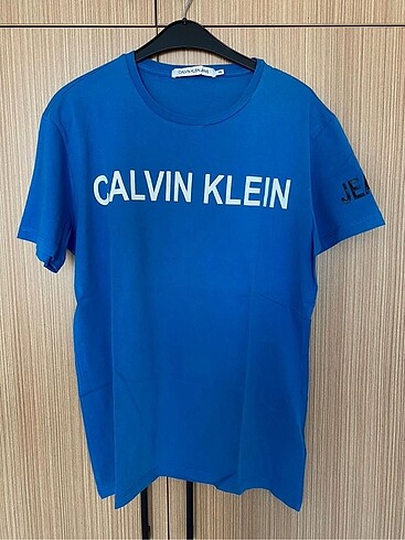 Calvin Klein T-Shirt
