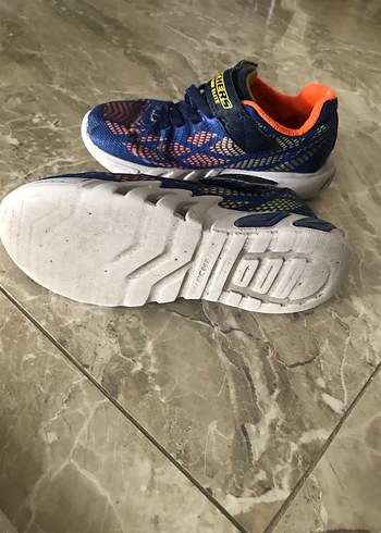 Skechers Erkek Çocuk Renkli Bağcıksız Spor Ayakkabı 33 numara - Görsel 3