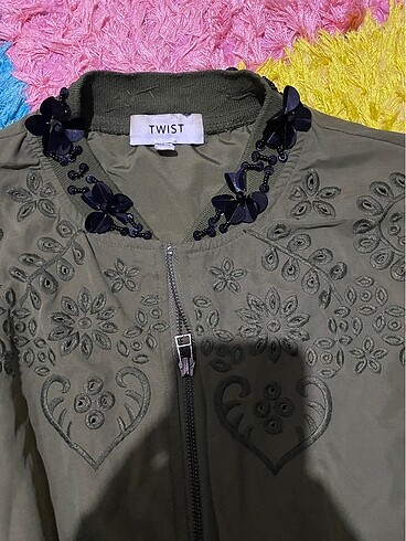 Twist Twist Boncuk İşlemeli Bomber Ceket