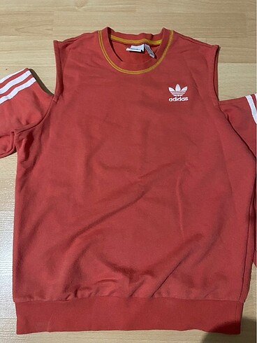 Adidas Sweatshirt