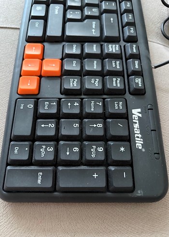 Turuncu Detaylı Siyah Kablolu Klavye - Görsel 2