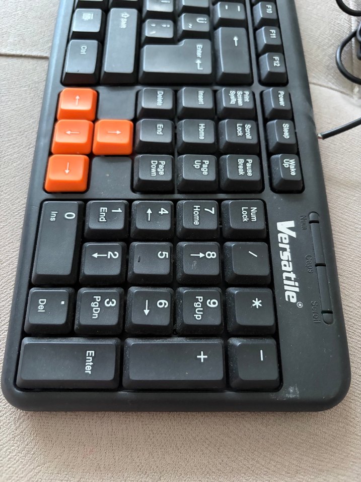 Turuncu Detaylı Siyah Kablolu Klavye - Görsel 2