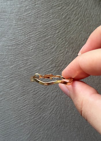 Kıvrımlı Halka Küpe - Görsel 3