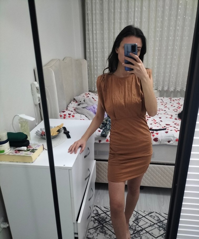 Drapeli V Yaka Kahverengi Mini Elbise - Görsel 2