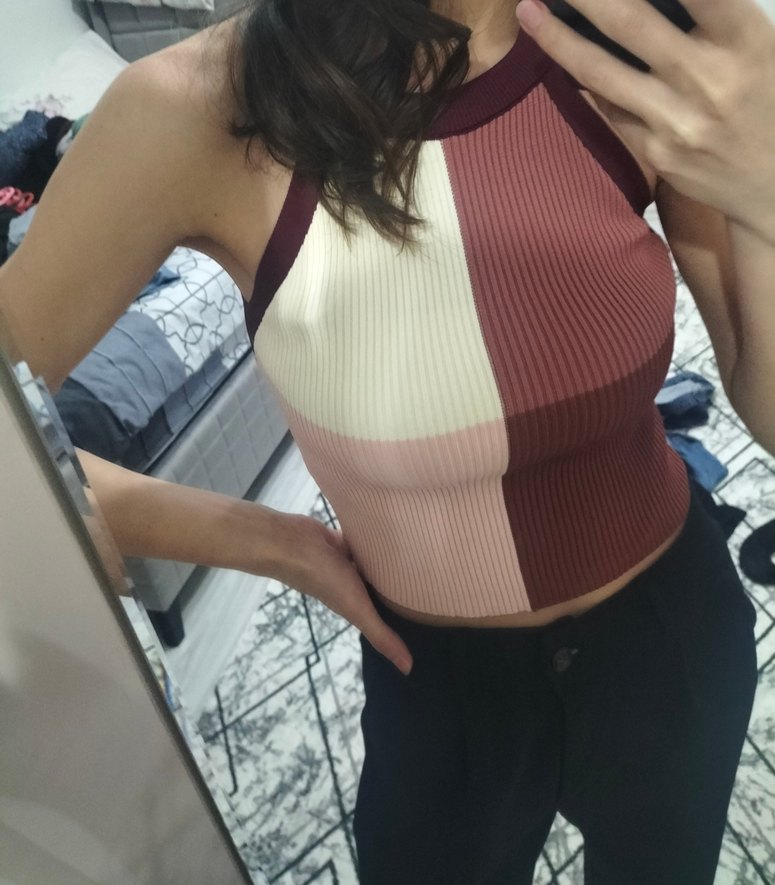 Renk Bloklu Kolsuz Crop Top - Görsel 3