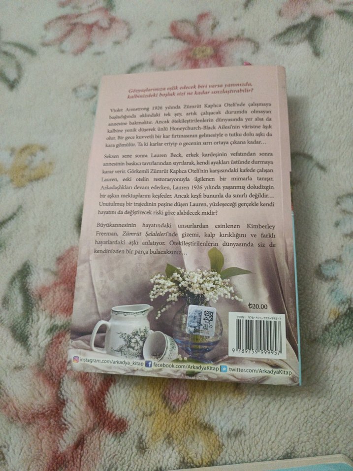 Zümrüt Şelaleleri - Kimberley Freeman - Görsel 2