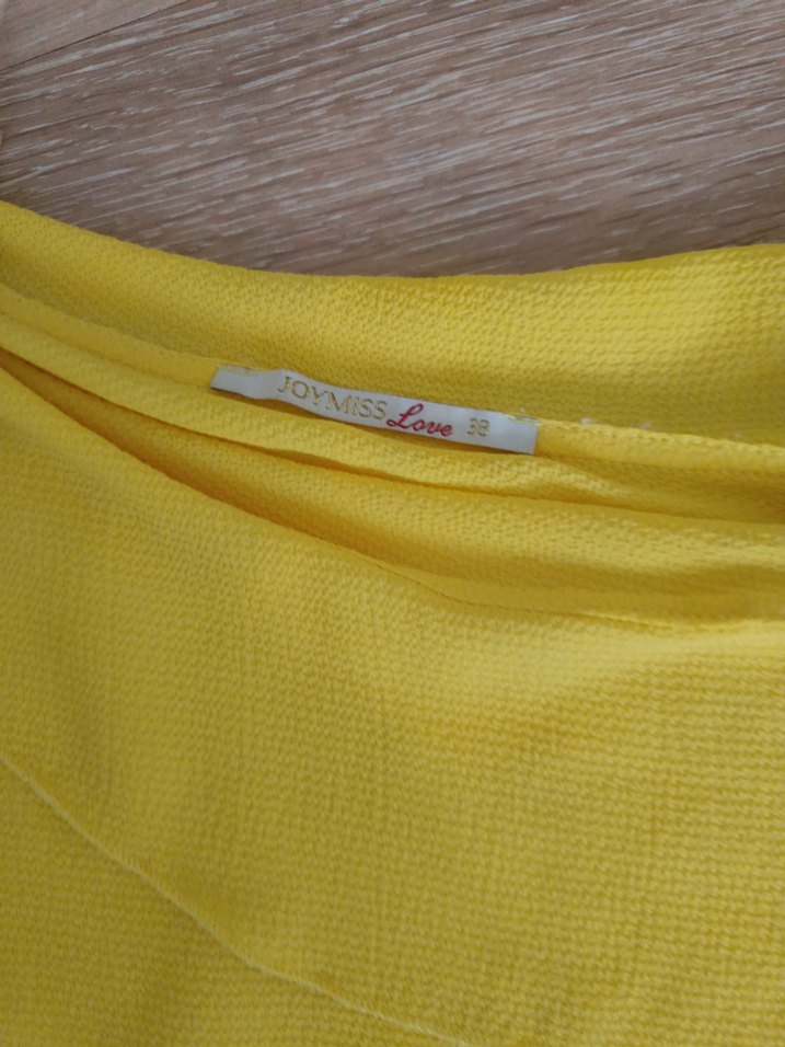 Sarı Kısa Kollu Fırfırlı Keten Bluz - Görsel 2