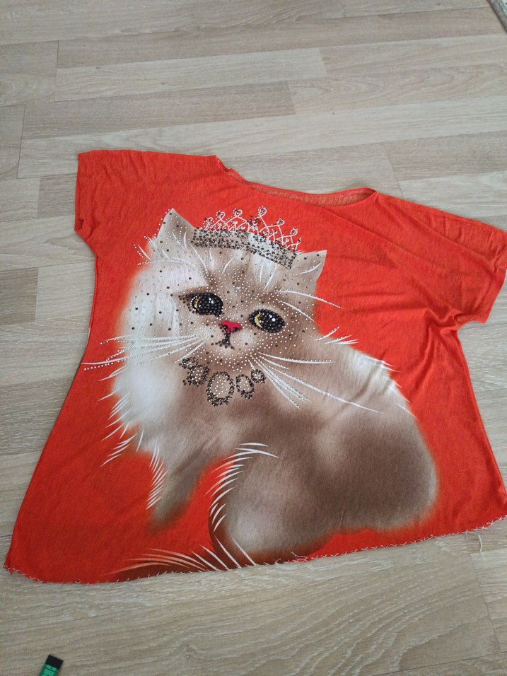 Kahverengi Kürklü Bohem Kedi Desenli Tişört - Görsel 2