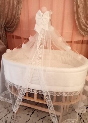 Beyaz Dantel Tüllü Bebek Sepeti