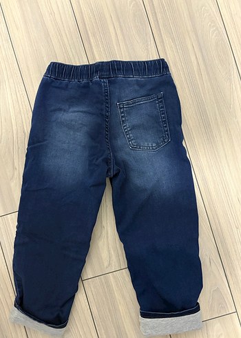 H&M içi astarlı kalın kot pantolon - Görsel 3