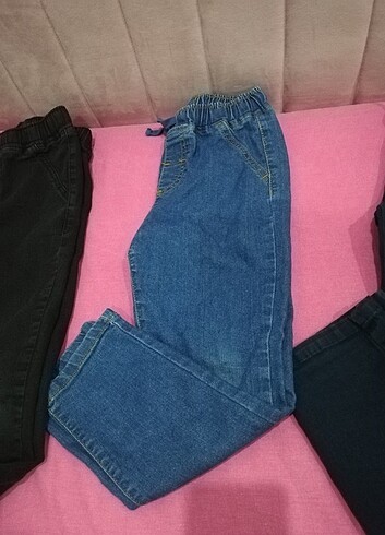 5 Yaş Beden lacivert Renk 4 adet fiyatıdır