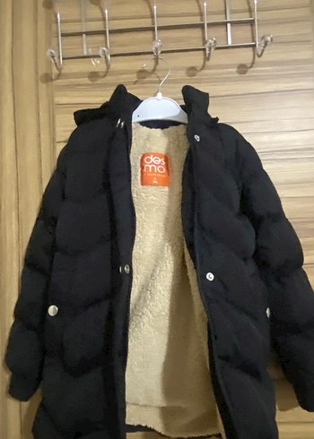 Erkek Çocuk Siyah Kürklü Mont - Görsel 2