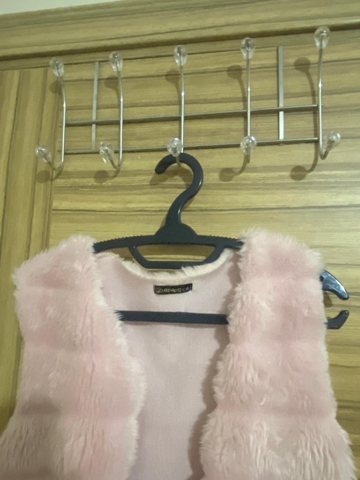 Pembe Uzun Kürklü Kadın Yelek - Görsel 2