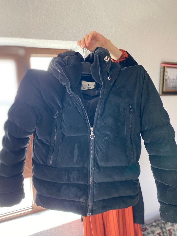 Siyah Kadın Kışlık Fermuarlı Mont - Görsel 4