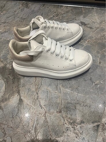 Alexander McQueen Alexander McQueen