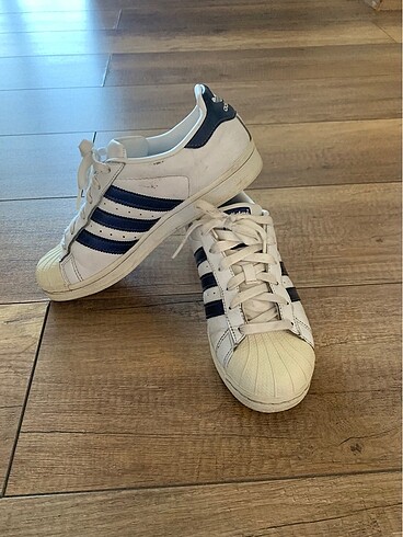 Adidas superstar