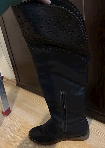 Kadın Siyah Deri Dizüstü Tokalı Çizme - Görsel 2