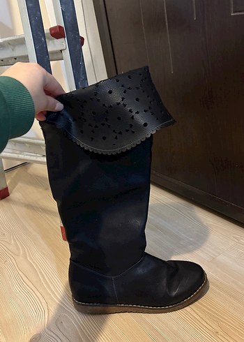 Kadın Siyah Deri Dizüstü Tokalı Çizme - Görsel 3
