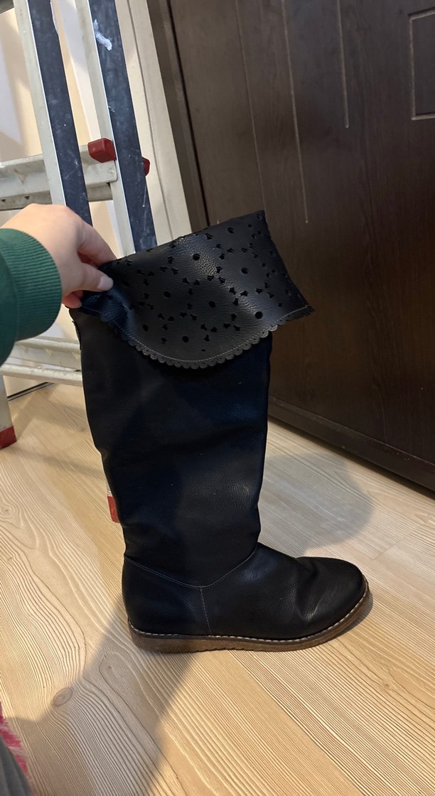 Kadın Siyah Deri Dizüstü Tokalı Çizme - Görsel 3