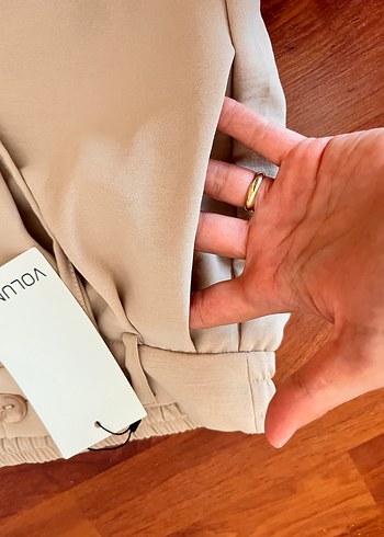 Bej Beli bağcıklı Bol Kesim Kadın Pantolon - Görsel 4