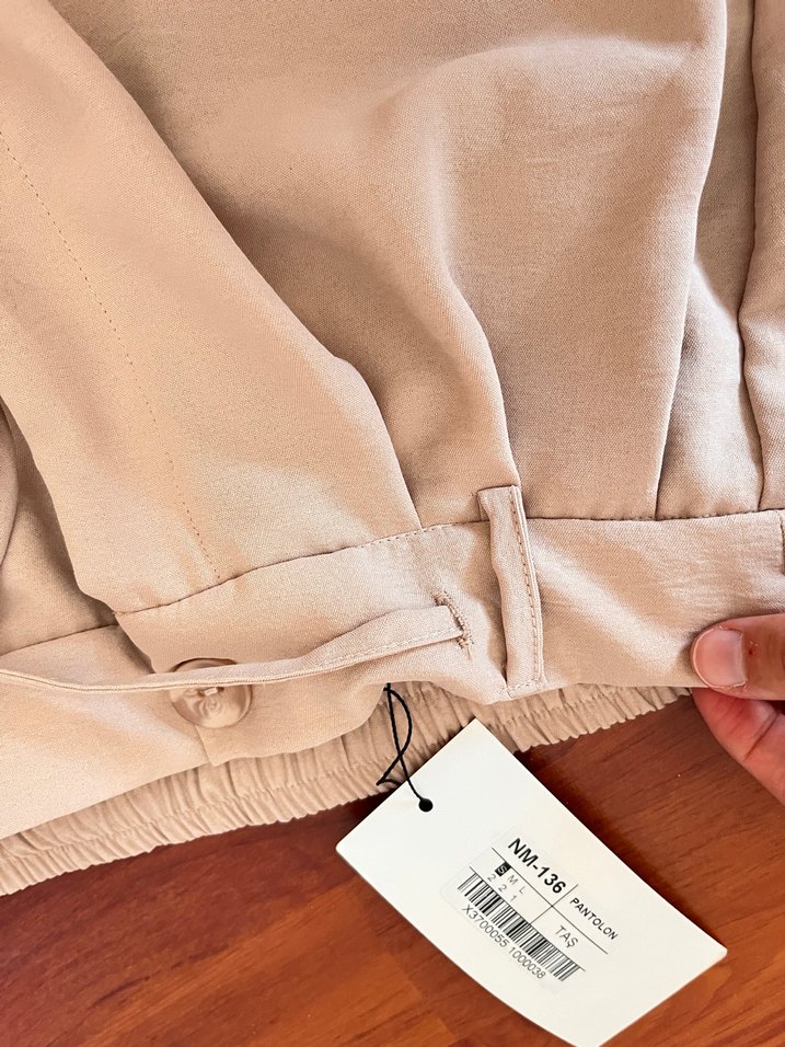 Bej Beli bağcıklı Bol Kesim Kadın Pantolon - Görsel 5