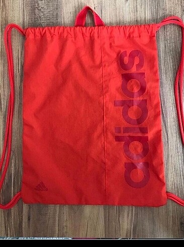 Adidas poşet çanta