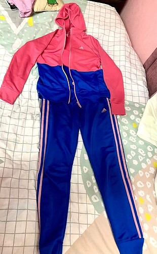 Adidas Eşofman Takımı