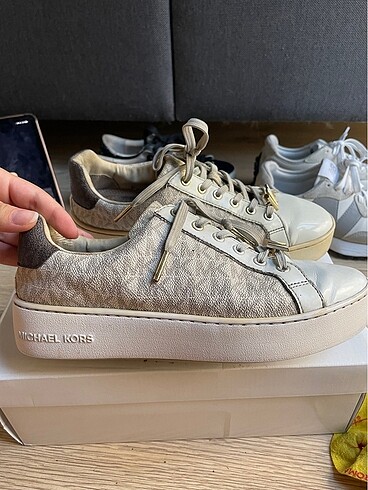 Michael Kors Sneakers