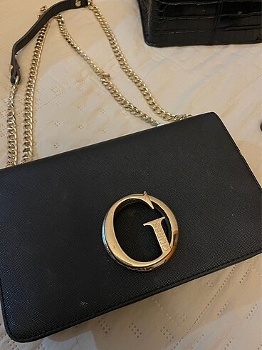 Guess Askılı Çanta