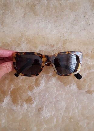Burberry güneş gözlüğü