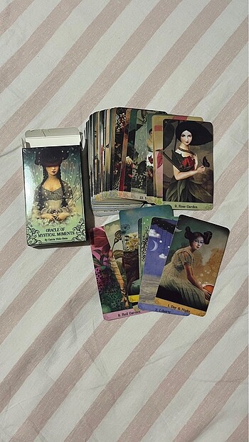 Tarot destesi oracle kartları