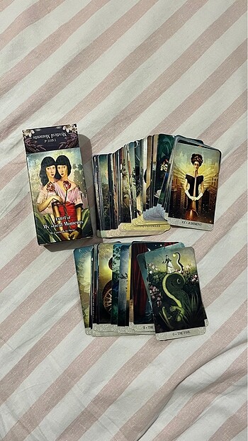 Tarot destesi tarot oracle kartı