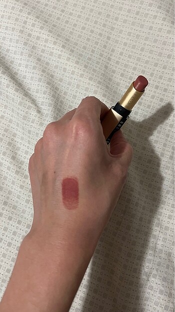 Beden Bobbi brown ruj